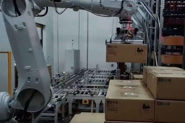 Xiaomi начала выпускать телефоны без участия людей