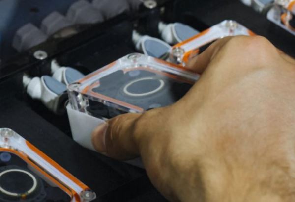 Канада стала первой страной за пределами США с операциями по имплантации Neuralink