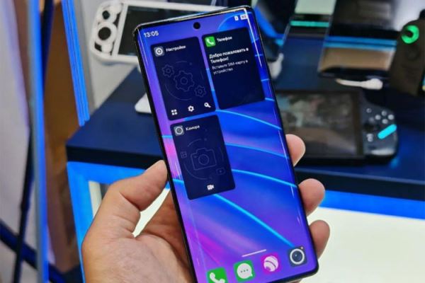 Представлены российские смартфоны «Алькор» и «Мицар»