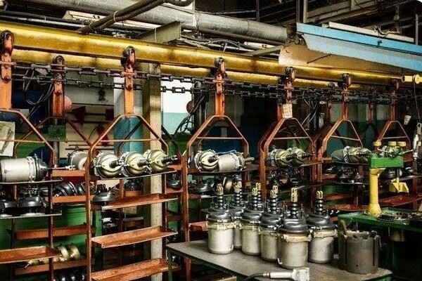 «У нас есть интересный проект по автомобилестроению, возрождаем крупный завод». В Смоленской области будет налажено производство тормозных систем