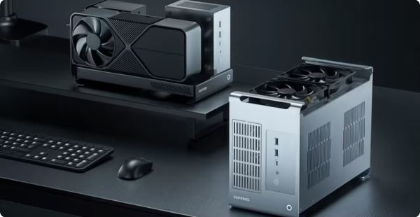 Китайская компания Topfeel представила две уникальные док-станции для внешних видеокарт, которые превращают компактные мини-ПК в полноценные рабочие станции с мощными графическими возможностями